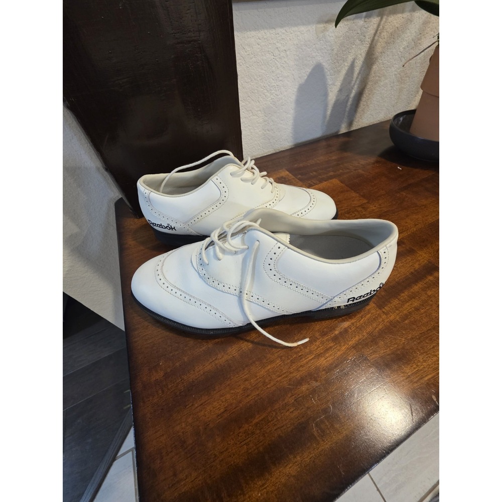 Reebok Womens Sz 7 US White Leather Golf Shoes w/Spikes Classic Lace‎ Up
